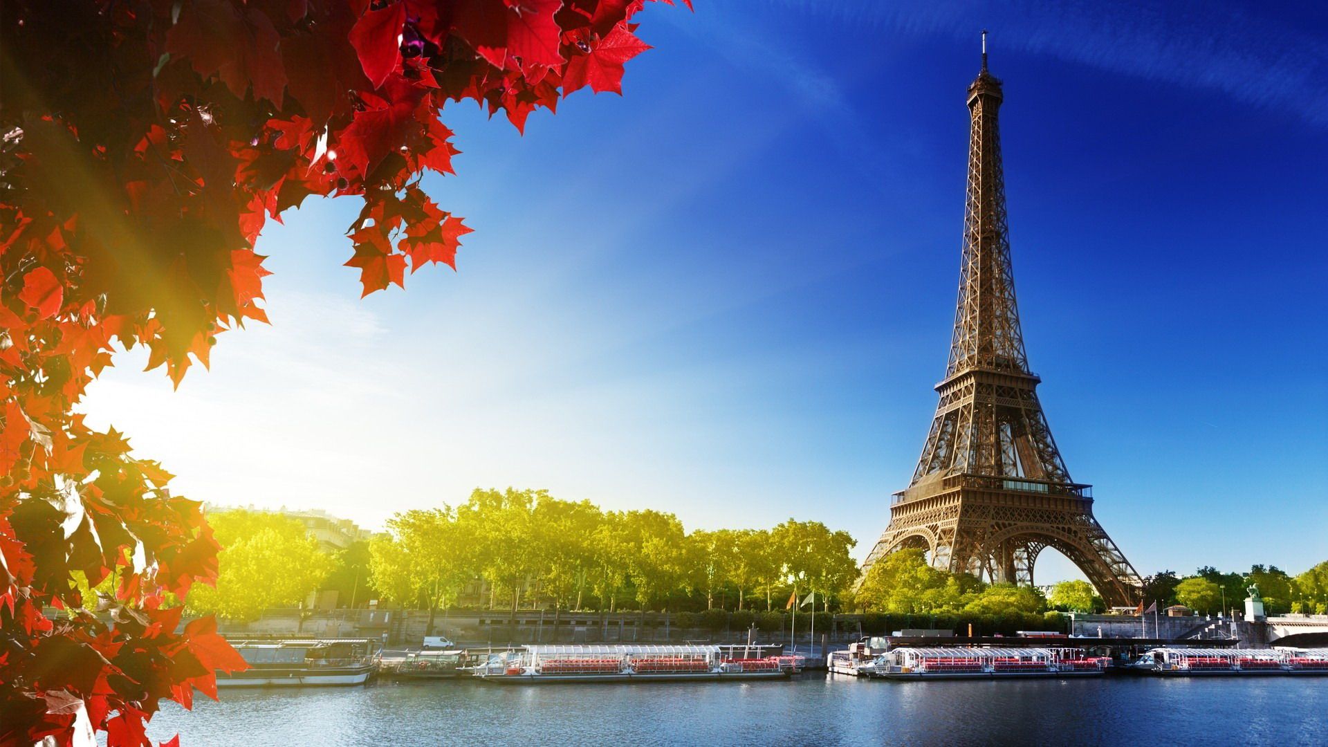 Eiffel-Tower-Paris-France-Autumn-Wallpaper.jpg